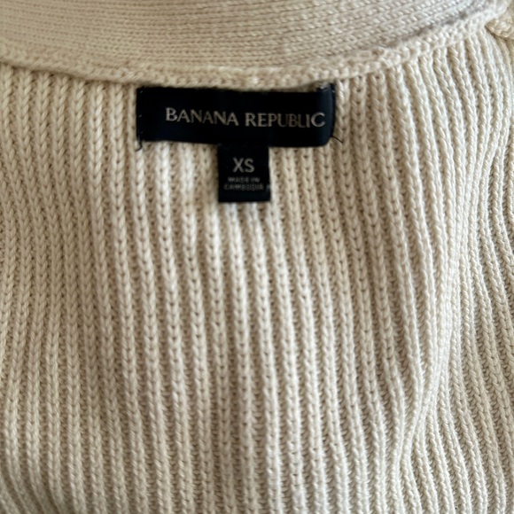 Banana Republic Cream Cardigan - Picture 4 of 4